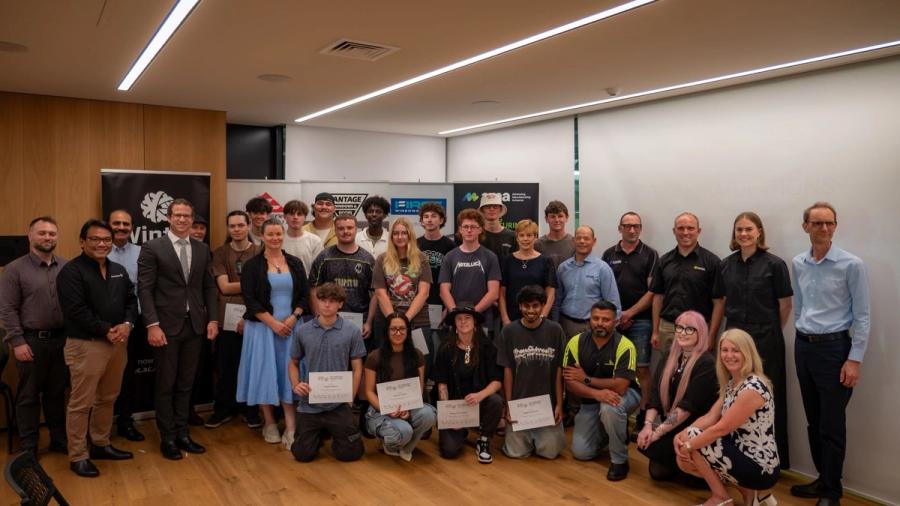 2025 Earn as You Learn graduates and supporters